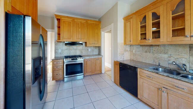 Building Photo - 7 Dalrymple St