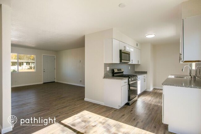 Building Photo - 11404 Cote Avenue NE