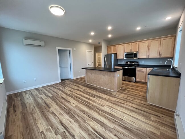 Building Photo - Brandywine Lofts