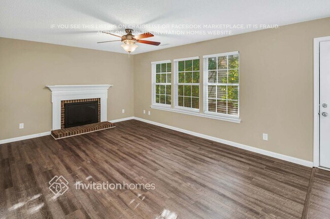 Building Photo - 13322 Sloe Way