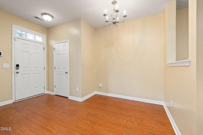 Building Photo - 401 Coalinga Lane
