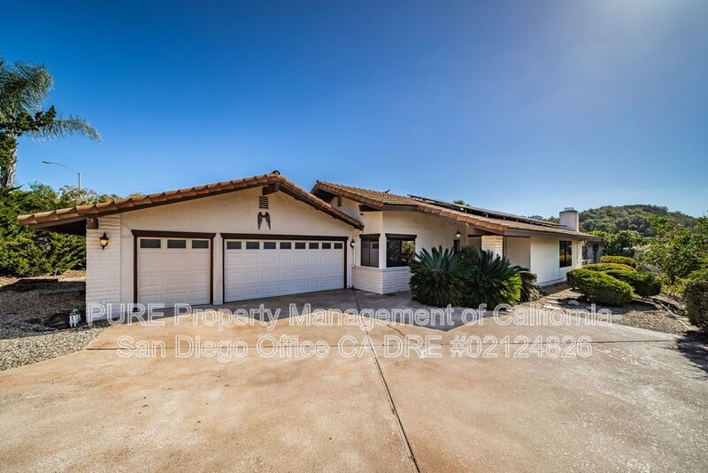 Primary Photo - 10563 Meadow Glen Way E