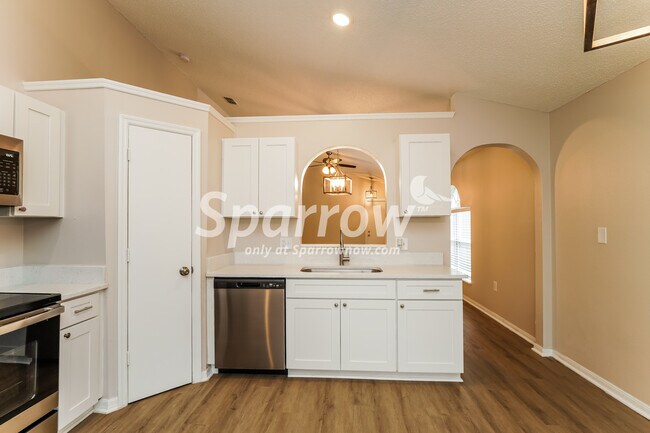 Foto del edificio - 12908 Odyssey Lake Way