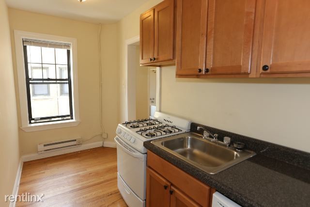 Foto del edificio - 705 W Belden Ave
