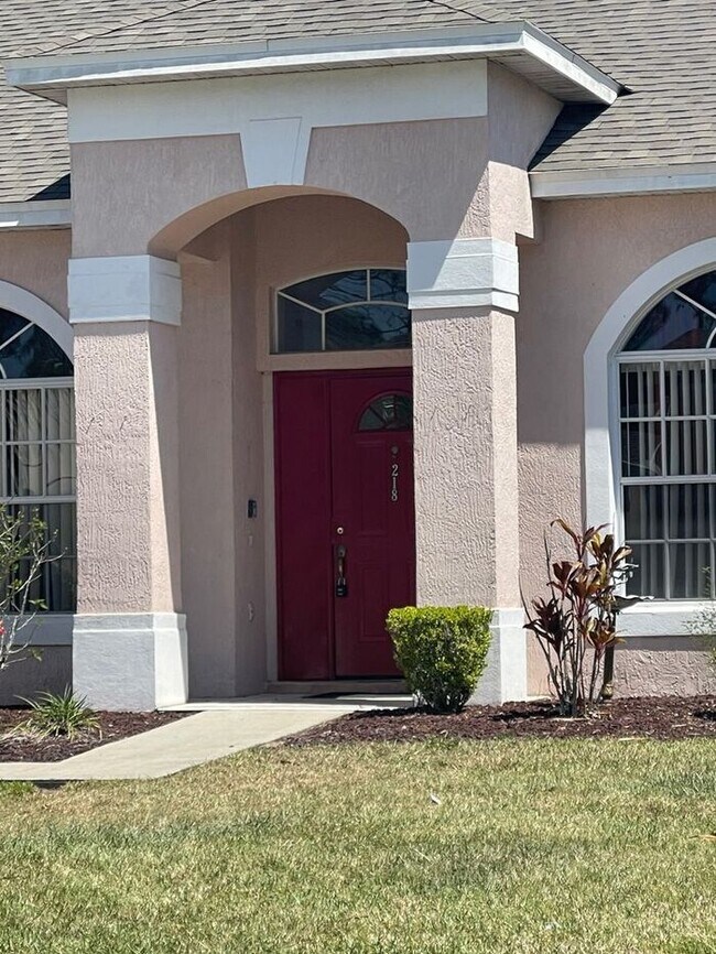 Foto del edificio - Beautiful Pool Home in Highlands Reserve golf community
