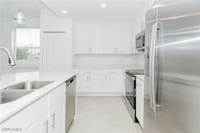 Building Photo - 18451 Copperhead Dr