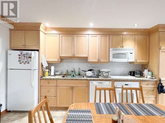 Photo du bâtiment - 18 Rivercrest Rd