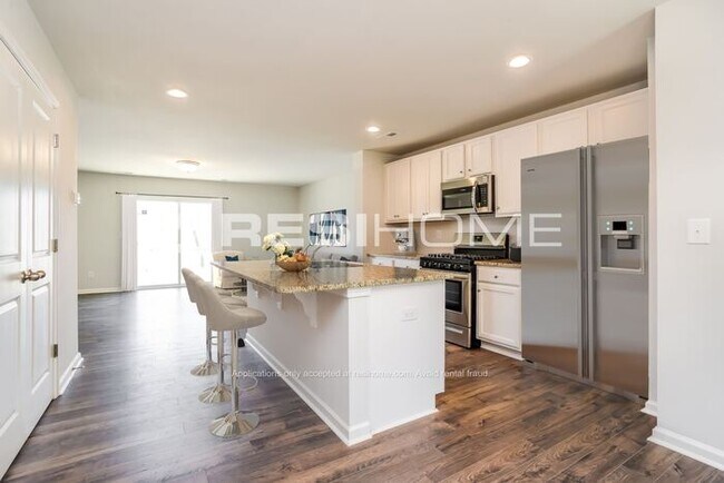 Foto del edificio - 8352 Waxhaw Hwy