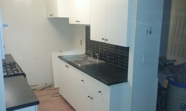 Foto del edificio - 2135 White St