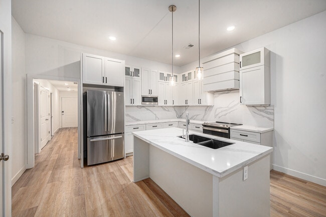 Building Photo - 3813 NW 93rd St