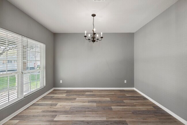 Building Photo - 12414 Village of Kings Lake Blvd