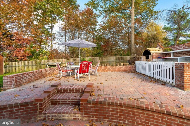 Foto del edificio - 2512 Linwood Ln