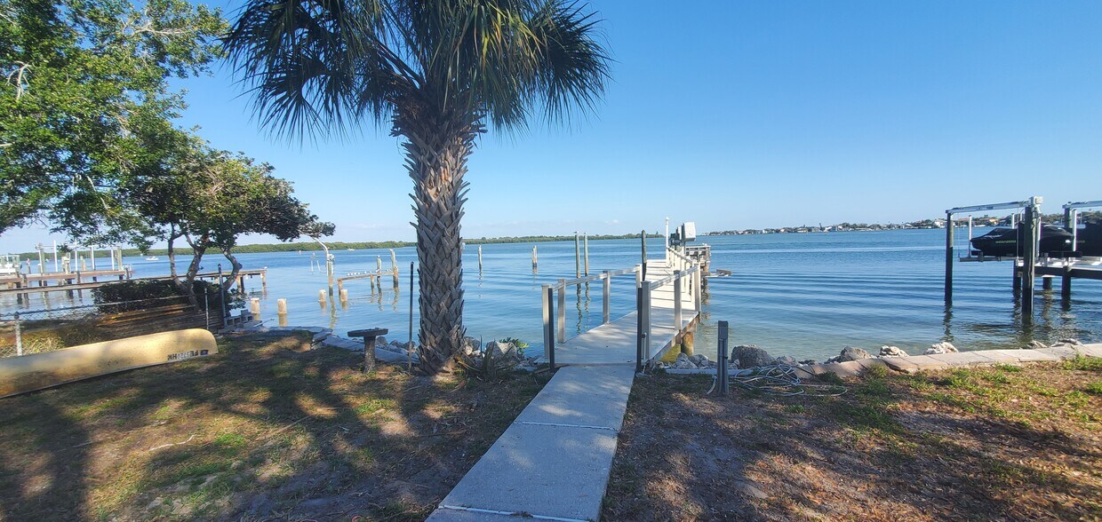 6421 Bayou Grande Blvd NE, Saint Petersburg, FL 33702 House Rental in Saint Petersburg, FL