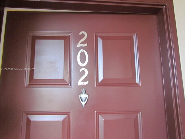 Foto del edificio - 500 SW 130th Terrace