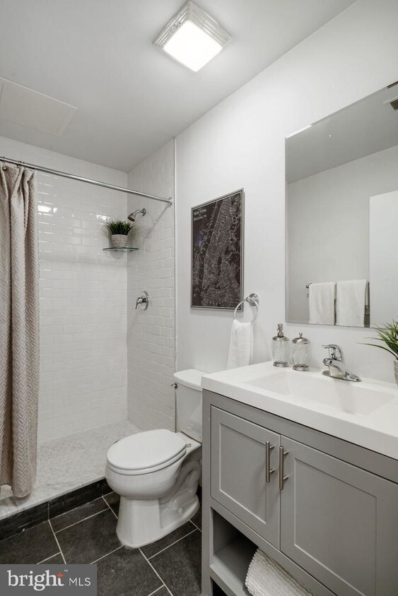 Foto principal - 4317 Spruce St