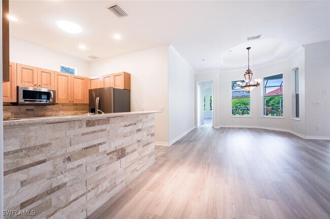 Foto del edificio - 10800 Fieldfair Dr