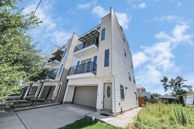 Foto del edificio - 1112 Amundsen St