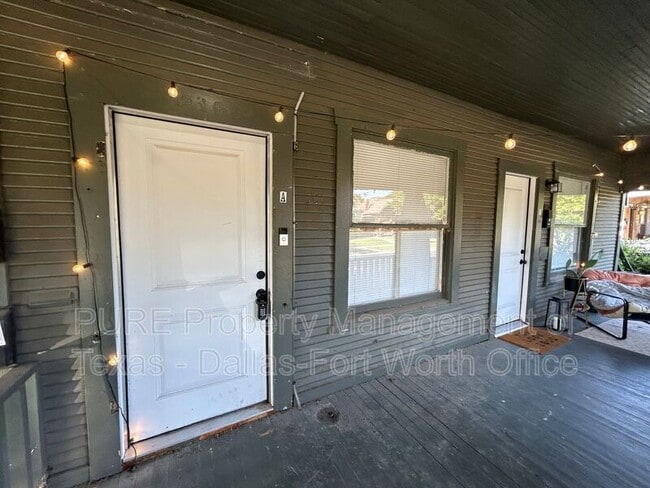 Building Photo - 1208 Hawthorne Ave