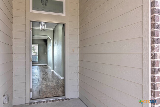 Foto del edificio - 808 Wyndham Hill Pkwy