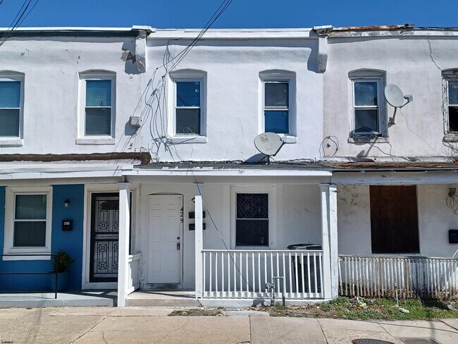 Foto del edificio - 429 N Tennessee Ave