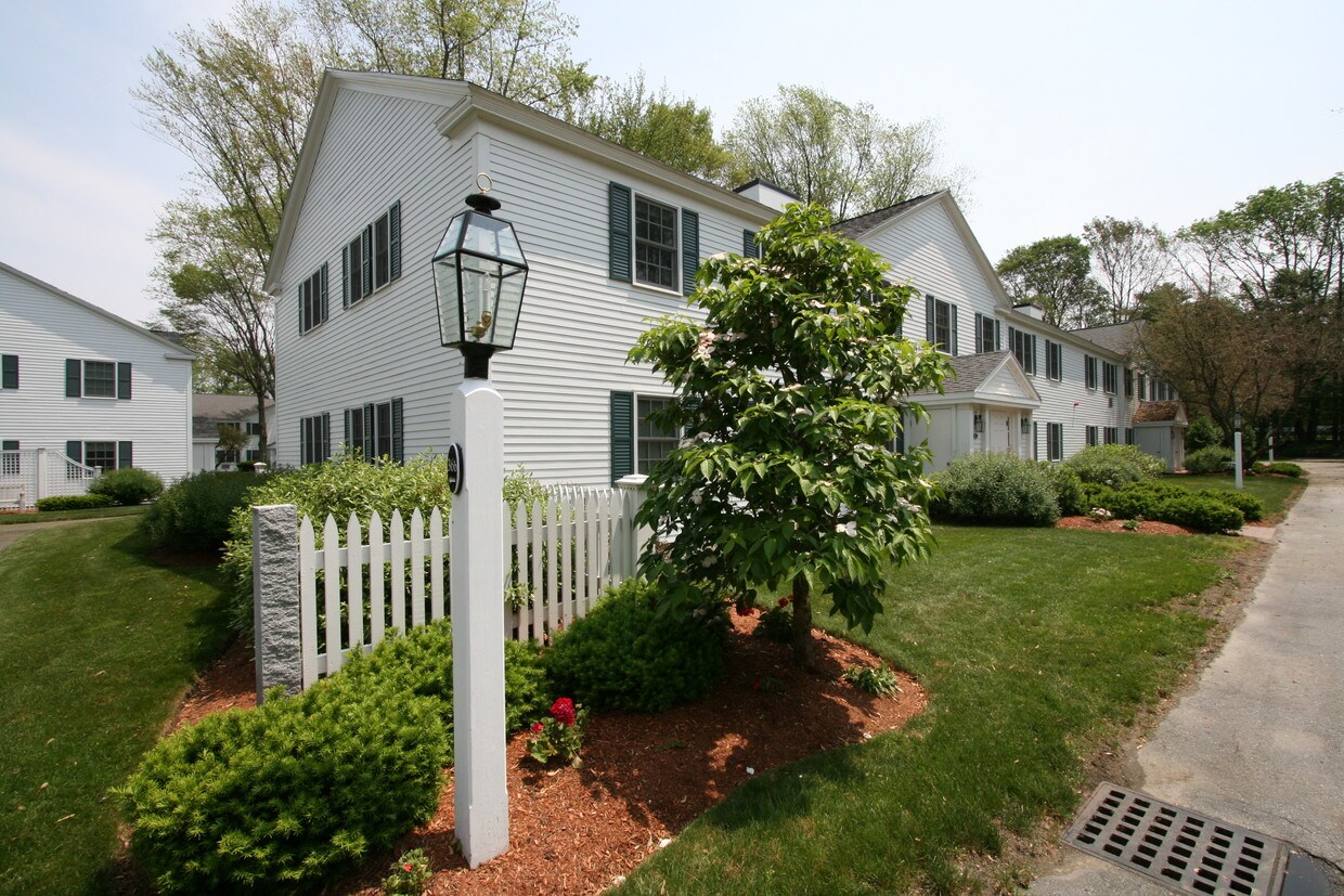 Primary Photo - 32 Worthen Rd