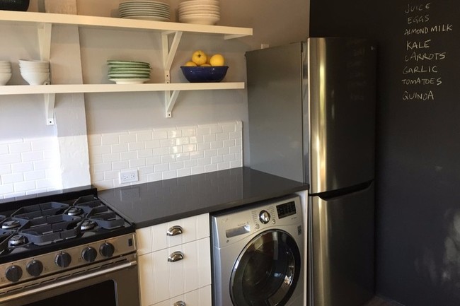 kitchen - 2609 3rd St