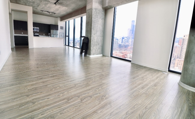 Foto del edificio - 1319 S Wabash Ave