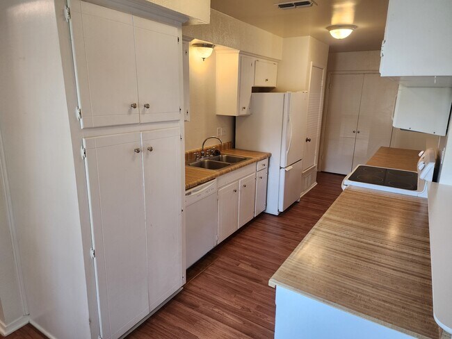 Foto del edificio - 307 Lone Star Ln