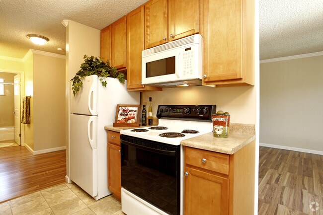 1HAB 1BA - Redwood Grove Apartments