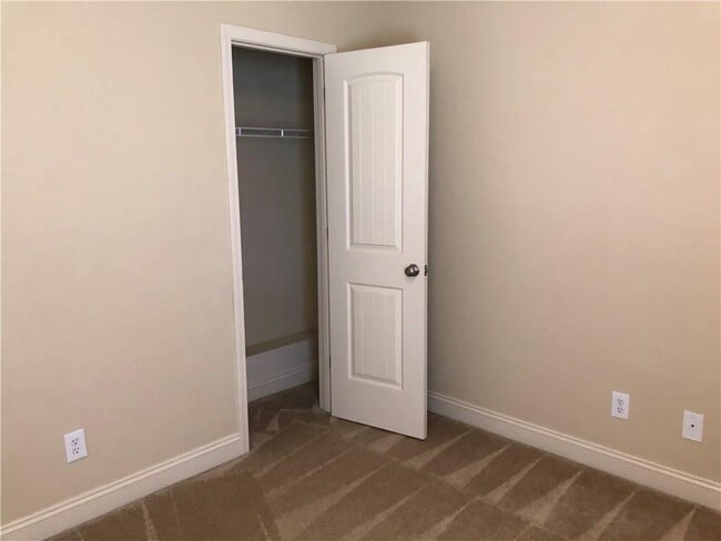 Foto del edificio - 8195 Savage Loop