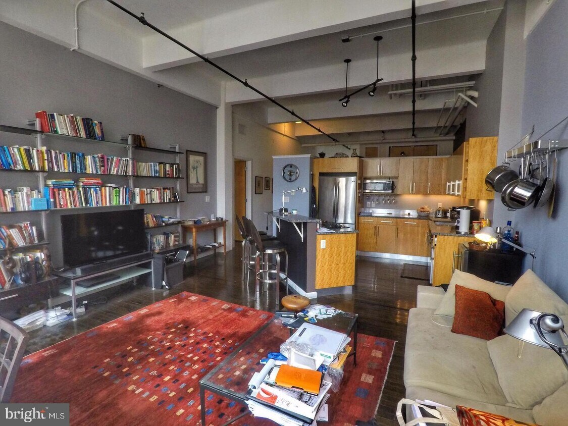 Foto principal - 1228 Arch St