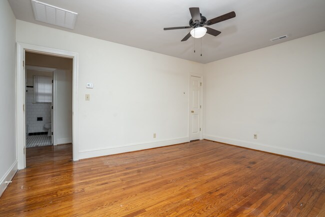 Building Photo - 1113 Pitt St