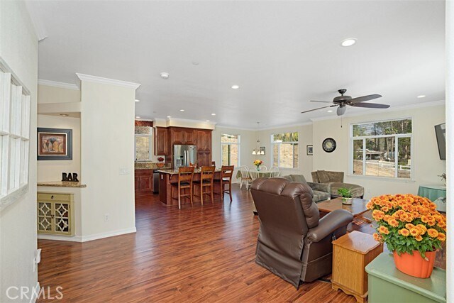 Foto del edificio - 41685 Anza Rd