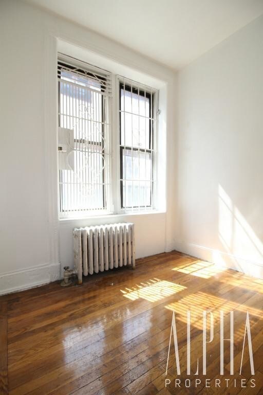 Primary Photo - 240 E 2nd St