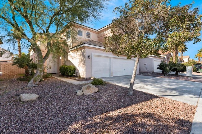 Building Photo - 4741 Blue Moon Ln