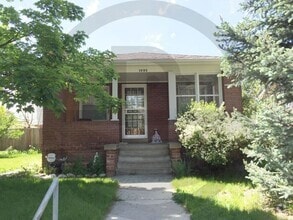 Building Photo - 1985 S Corona St