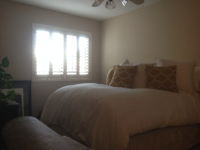 Bedroom #2 - 2560 N Lindsay Rd