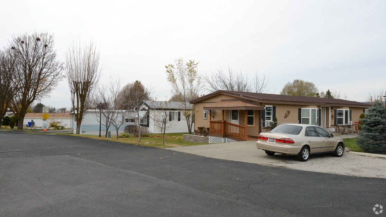 7800 E Alki Ave Spokane Valley Wa 99212 Apartments Spokane Valley Wa Apartments Com