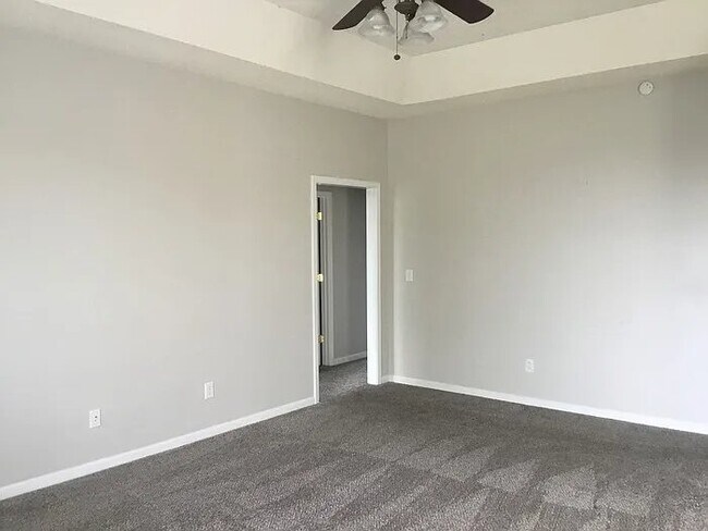 Foto del edificio - 453 Indigo Ridge Dr