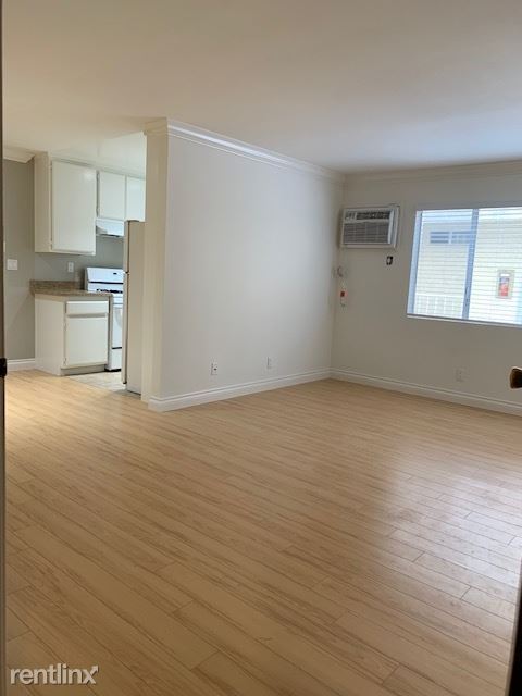 Foto del edificio - 12756 Caswell Ave