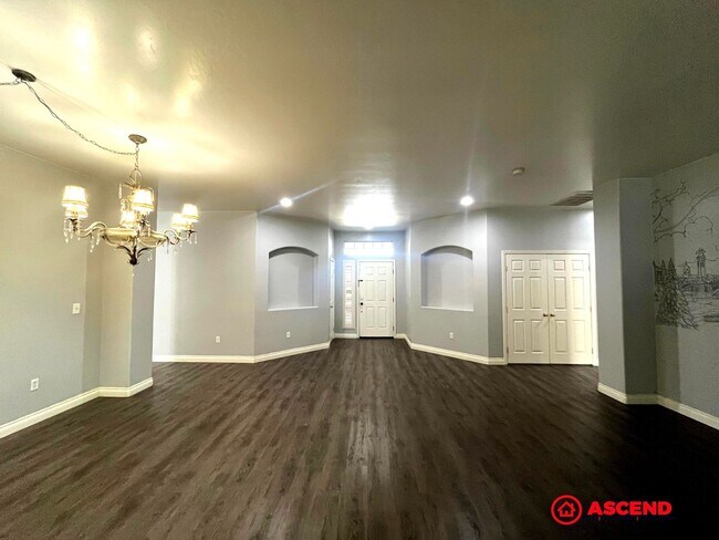 Foto del edificio - Beautiful 4 Bedroom Home in the Southwest!