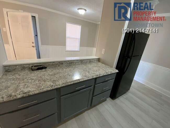 Building Photo - 8600 Winston-