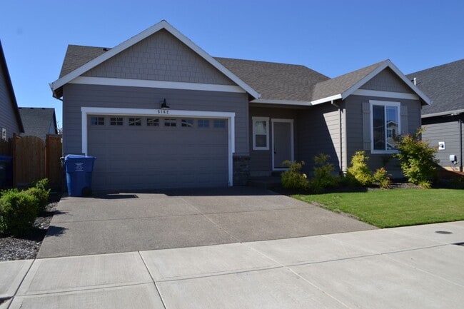 Building Photo - 3 BEDROOM 2 BATH HOUSE LOCATED IN NORTH SALEM