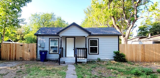 Foto del edificio - 1221 Stanford St