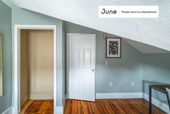 Foto del edificio - Room in Shared 6 bed/2 bath home in Allston
