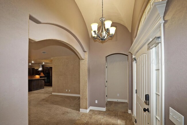 Building Photo - 3917 Durham - Now Available in City View!!!