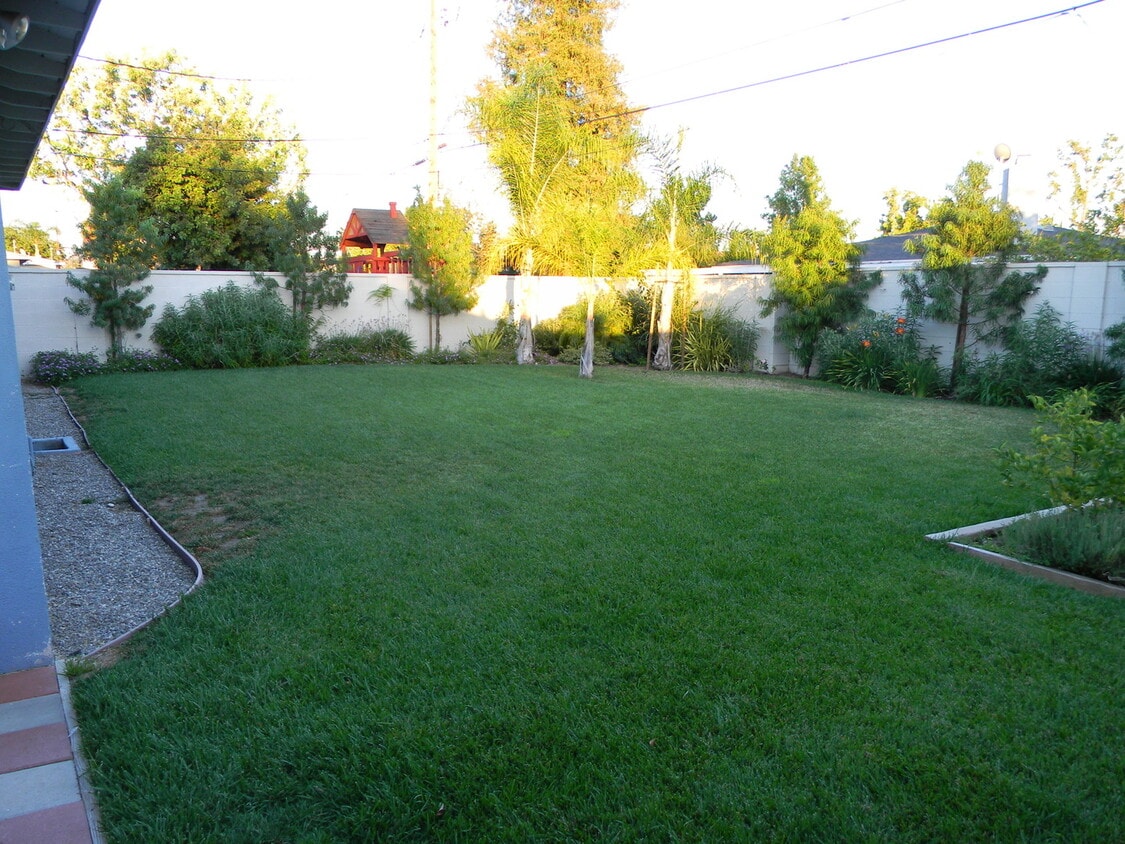 Photo - 332 E Oakmont - Available 6/1/2026