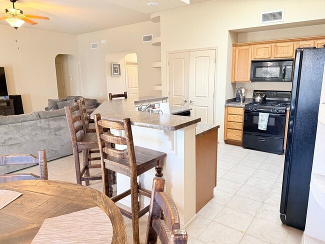 Building Photo - 5703 Ireland Dr