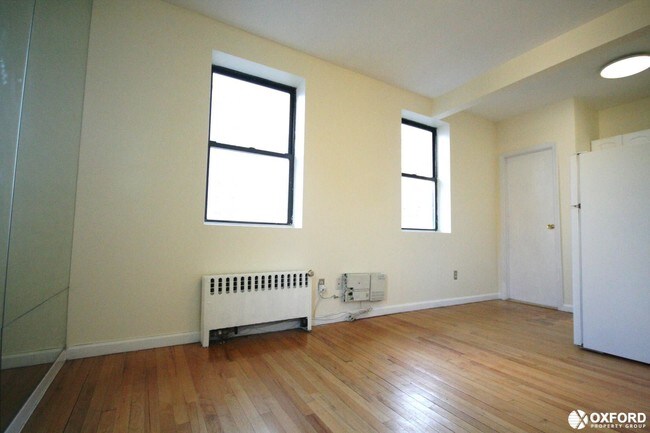 Building Photo - 201 East 20th Street