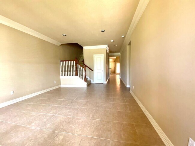 Foto del edificio - 1915 Spring Cedar Ln